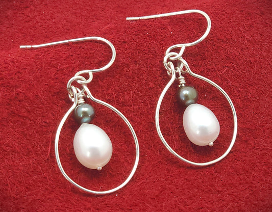 Freshwater Pearl Circle Dangle Silver Earrings